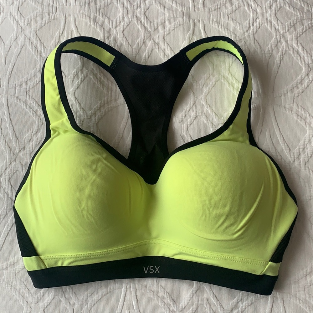 Victoria’s Secret Sports Bra 32D